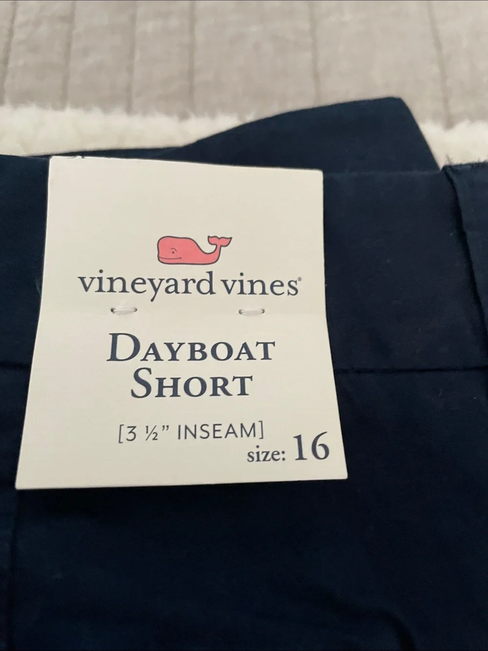 Vineyard Vines Women's Navy Flat-Front Dayboat Shorts - Picture 4 of 4